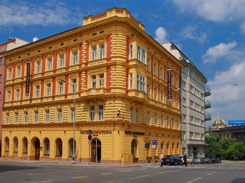 Отель Ea Downtown 4*